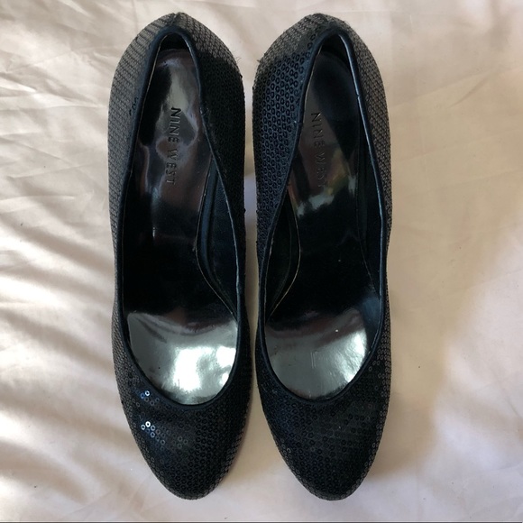 🍄Nine West sequined chunky black heels - Picture 2 of 8